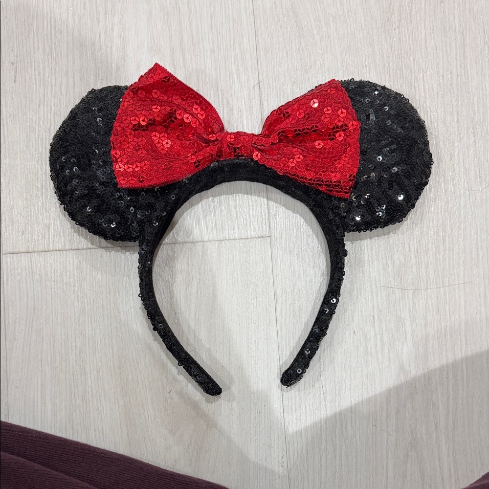 Sequin Minnie Mouse Ears Headband with Red Bow